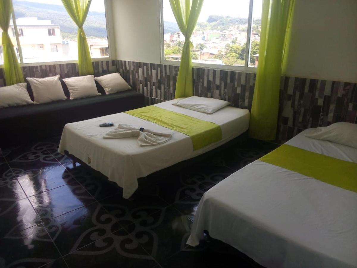 Hotel Luis Angel Mocoa エクステリア 写真
